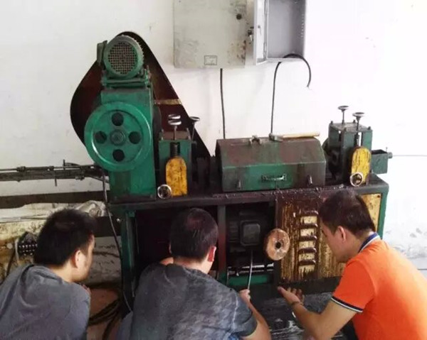 飛納得電機(jī)保護(hù)器在拉直機(jī)上的應(yīng)用